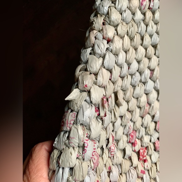 New Handmade Crotched Recycled Plastic Bags Tote Bag, Upcycling - Picture 8 of 10